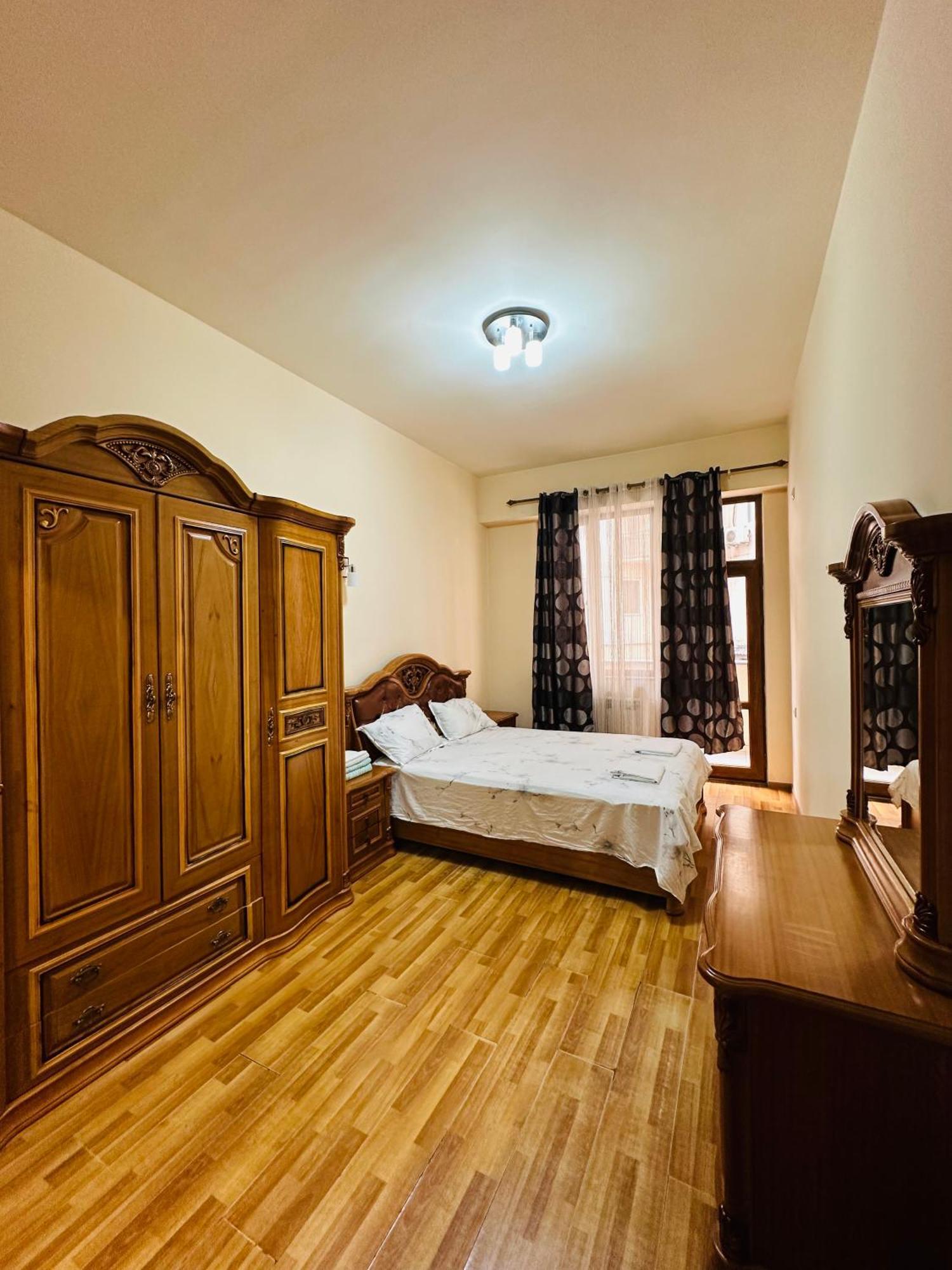 Sakharov Residence, Small Center Yerevan Exterior photo